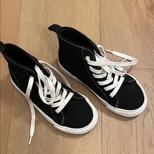 Old Navy black high tops, kid’s size 13